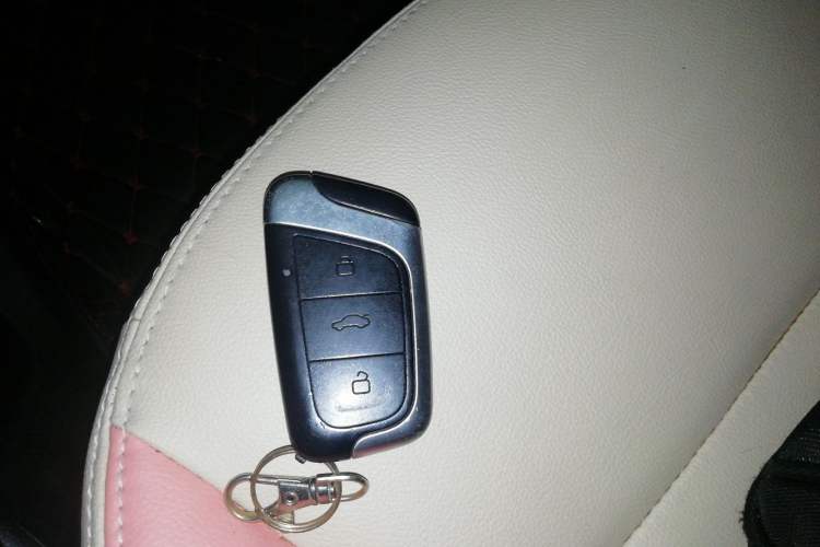 Used Chery Little Ant 2021 200 000 Yuan Ant Fan Edition Energized Version Lithium Iron Phosphate 301 km
