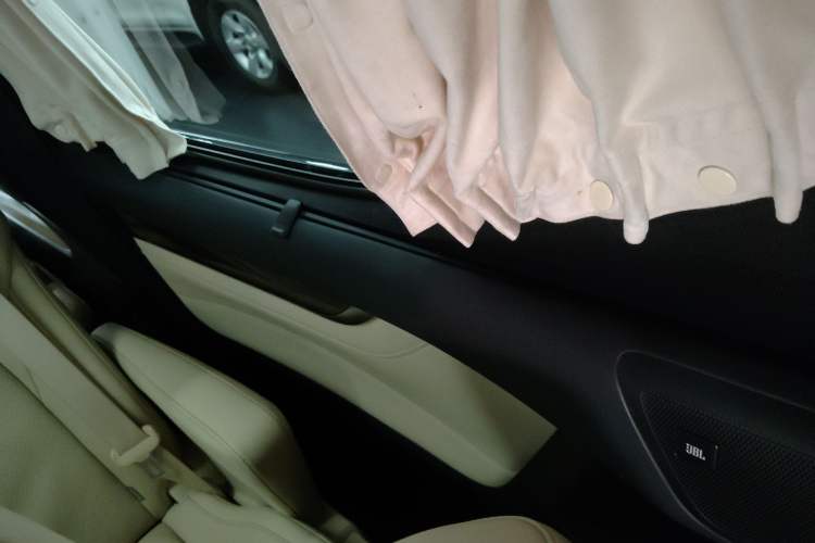 Used Toyota Alphard 2021 Dual-Engine 2.5L Luxury Edition
