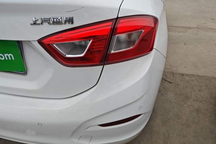 Used Chevrolet Cruze 2017 1.5L Automatic Xuanfeng Edition
