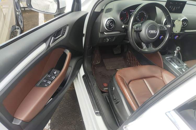 Used Audi A3 2016 Limousine 35 TFSI Style Edition
