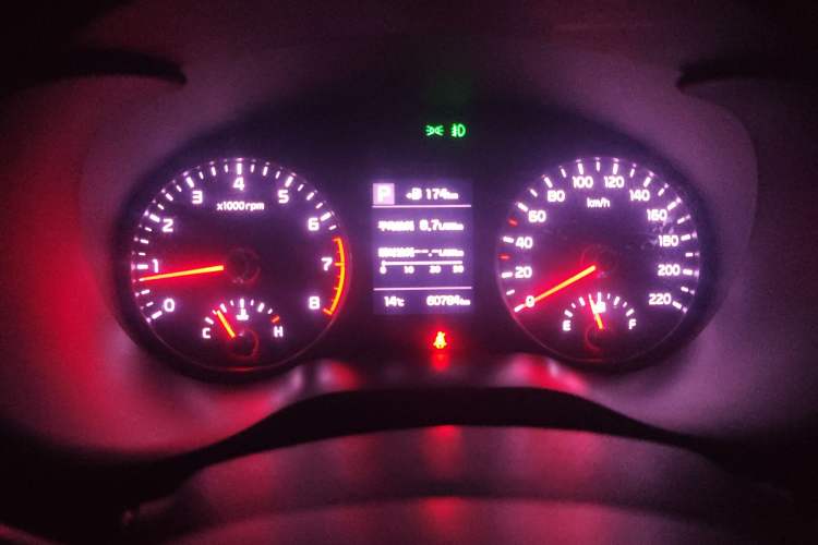 Used Kia KX Cross 2017 1.4L AT GLS