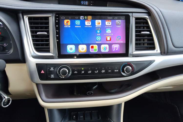 Used Toyota Highlander 2018 2.0T Two-Wheel Drive Elite Version 5 Seats China VI Standard