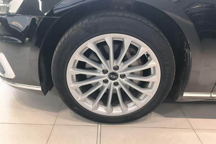 Used Audi A8 2022 A8L 50 TFSI quattro Comfort Edition Collector's Model
