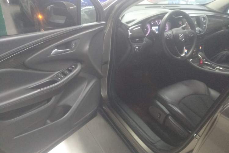 Used Buick Envision 2019 20T Two-Wheel Drive Leading Model China VI Standard
