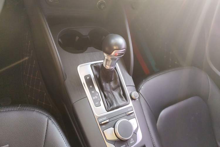 Used Audi A3 2020 Restyled Sportback 35 TFSI Entry-Level China VI Emission Standard
