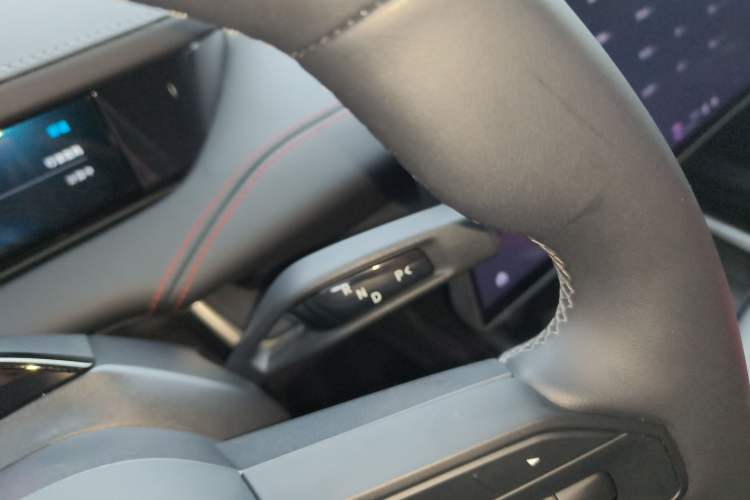 Used  SU7 2024 Four-Wheel Drive Ultra-Long Range Advanced Intelligent Driving Max Edition
