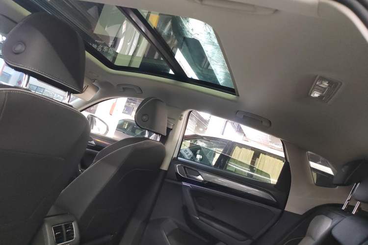 Used Volkswagen Tayron X 2020 330TSI Two-Wheel Drive Luxury Smart Connectivity Version
