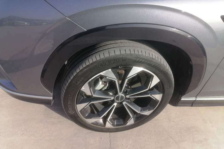 Used Roewe RX5 New Energy 2023 eRX5 Super Hybrid Prestige Edition
