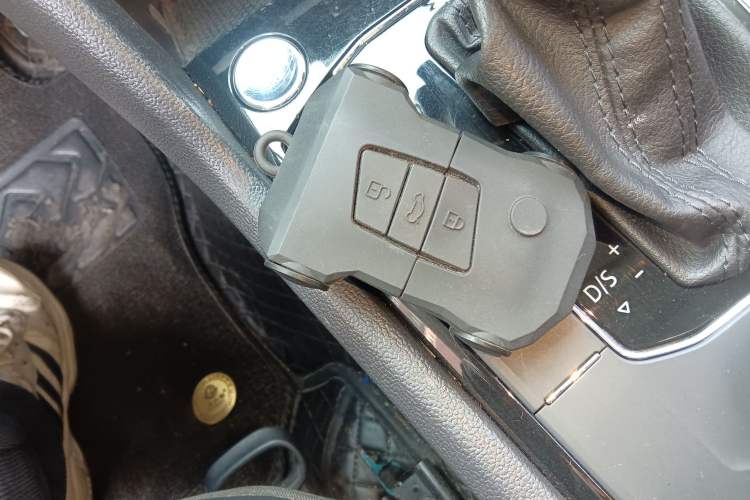 Used Volkswagen Tharu 2021 280TSI Two-Wheel Drive Comfort Edition