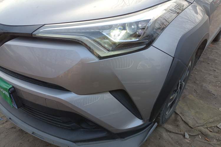 Used Toyota IZOA 2020 2.0L Yichi Version
