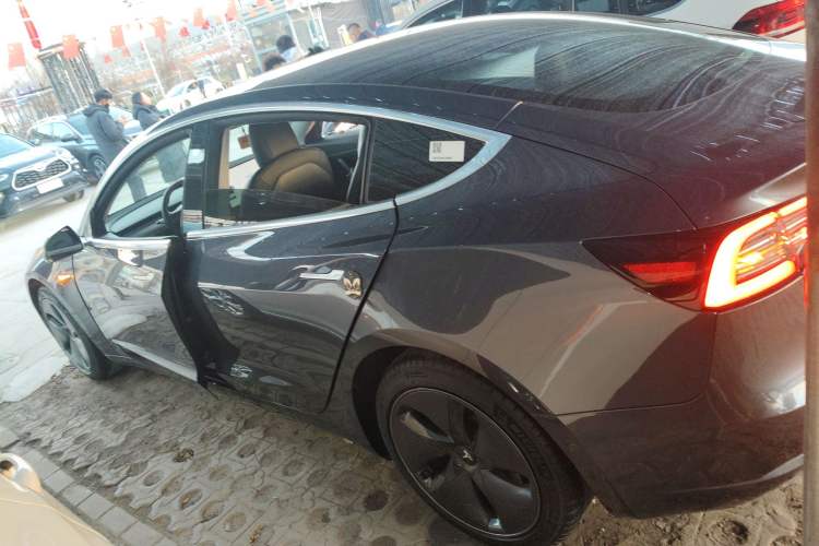 Used Tesla Model 3 2019 Standard Range Rear-Drive Upgraded Version
