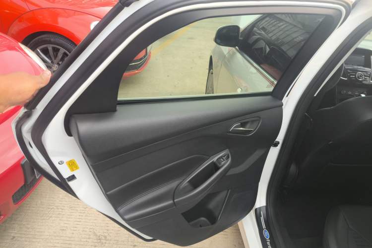 Used Ford Focus 2020 Hatchback Classic 1.5L Automatic Trendy Model
