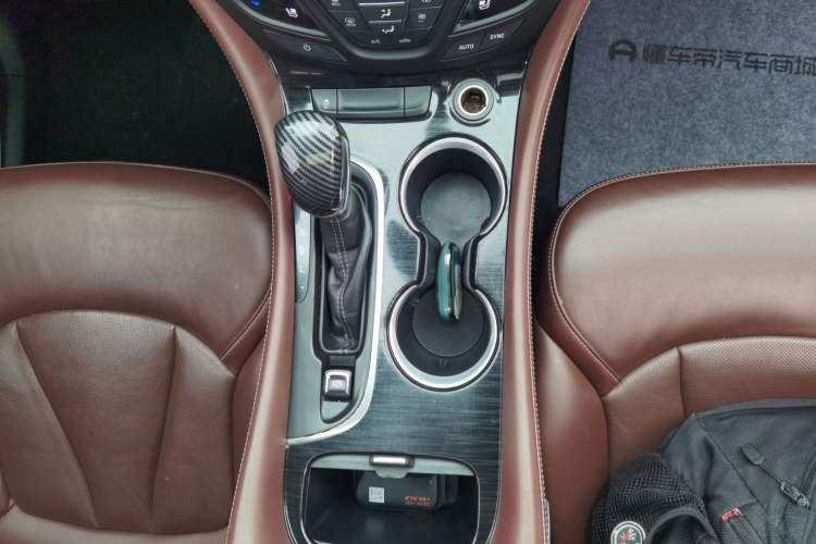 Used Buick Envision 2020 20T Two-Wheel Drive Luxury Model
