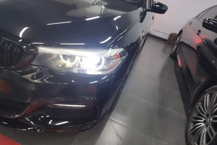 Used BMW 5 Series 2018 Facelifted 530Li xDrive M Sport Package
