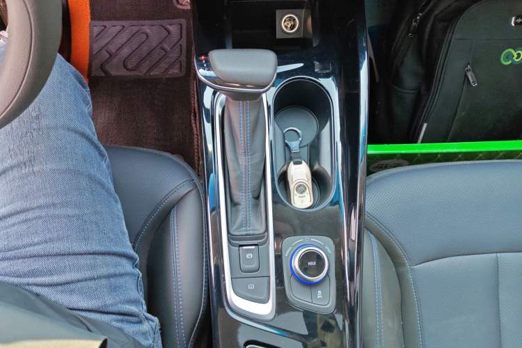 Used Buick Velite 6 2022 Plug-in Hybrid Connected Smart Edition
