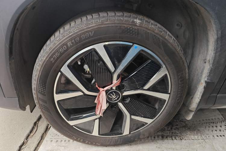 Used BYD Song L DM-i 2024 160 km Excellence Version
