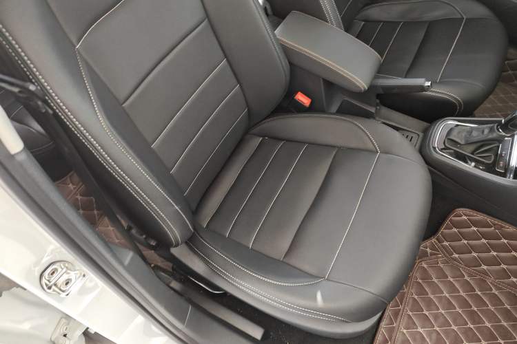 Used Volkswagen C-TREK 2017 230TSI DSG Comfort Version