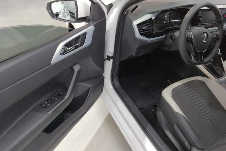 Used Volkswagen Polo 2019 Plus 1.5L Automatic Colorful Technology Edition
