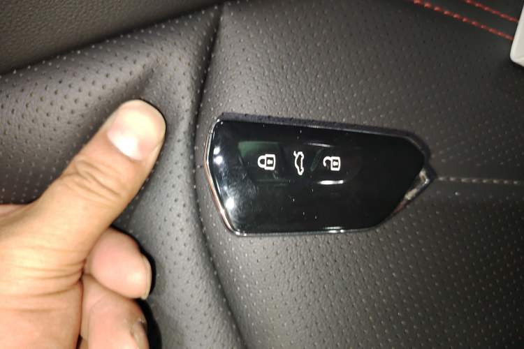 Used Volkswagen Lamando 2023 Lavida L 280TSI DSG Spicy Edition
