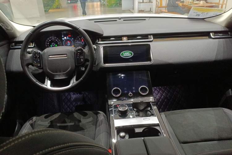 Used Land Rover Range Rover Velar 2019 250 PS