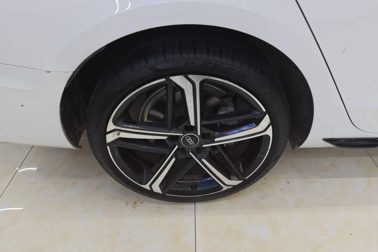 Used Audi A4L 2024 40 TFSI Luxury Dynamic Edition