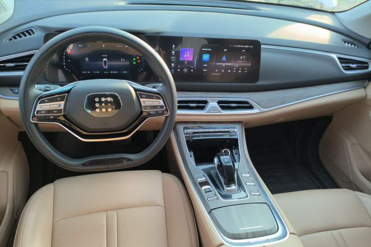 Used  E5 2023 1.5L DE-i 100KM Zhenxiang Edition 7-Seater
