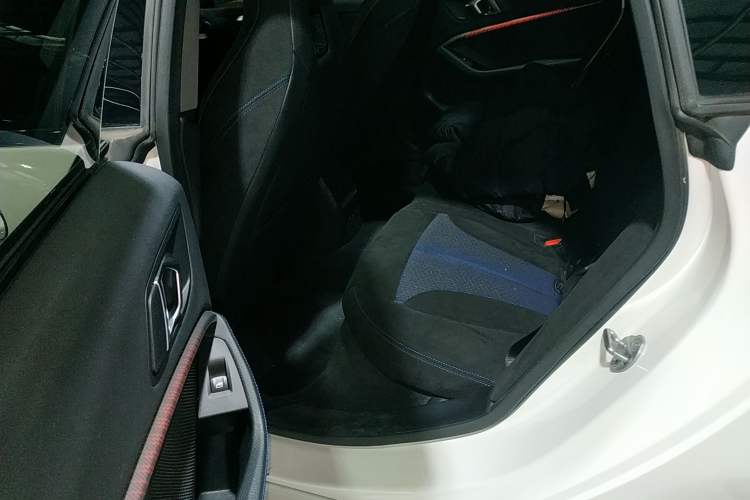 Used BMW 2 Series (Import) 2021 225i Four-Door Coupe M Sport Night Edition
