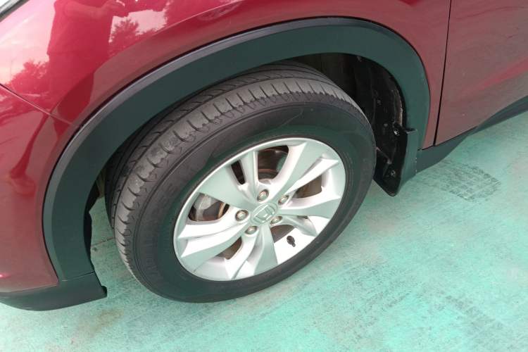 Used Honda Vezel 2015 1.5L CVT two-wheel drive Comfort trim
