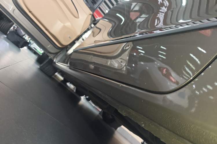 Used Buick GL8 2021 ES Land Cruiser 653T Flagship Model
