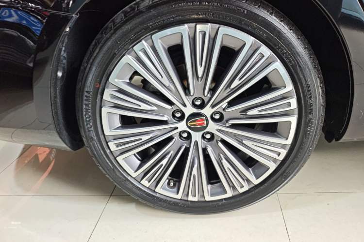 Used Hongqi H5 2022 Classic Model 1.8T Automatic Smart Connect Flagship Edition
