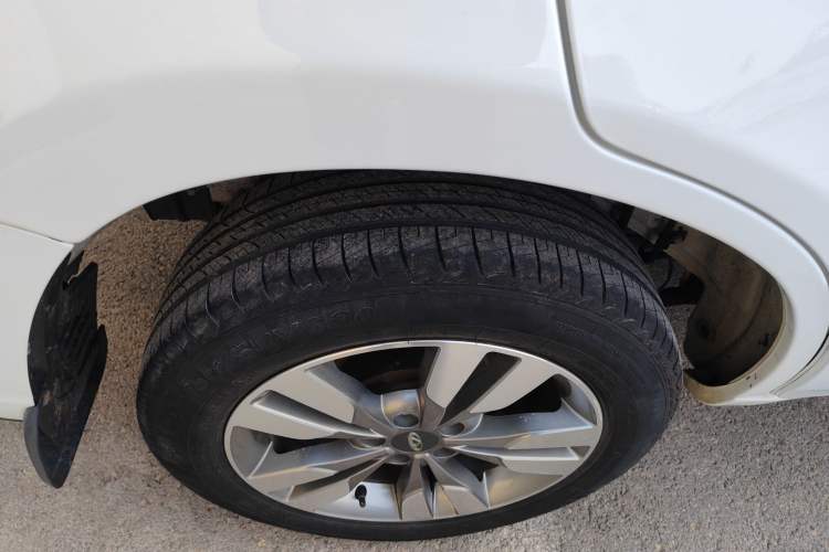 Used Chery Tiggo 3 2016 1.6L Manual ZhiShang Edition
