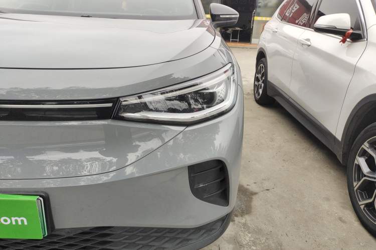 Used Volkswagen ID.4 CROZZ 2021 Long-Range Lite PRO Two-Wheel Drive Version
