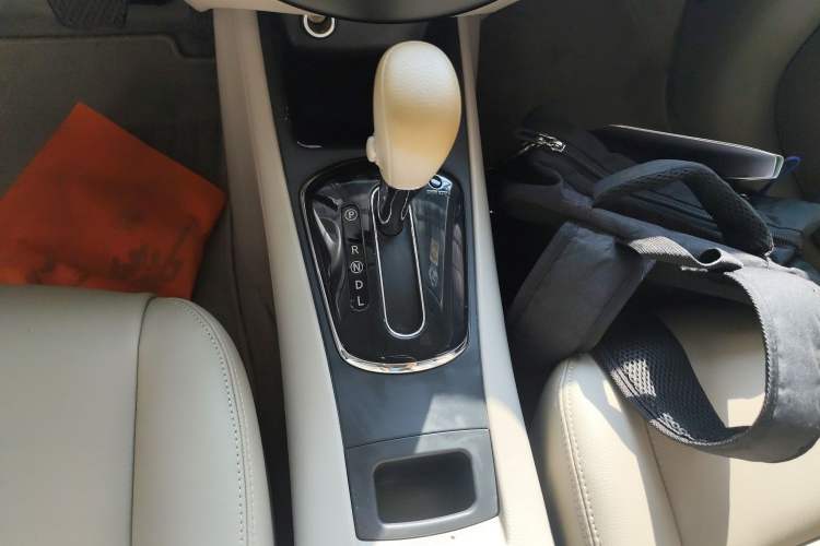 Used Nissan Tiida 2014 1.6L CVT Comfort Model
