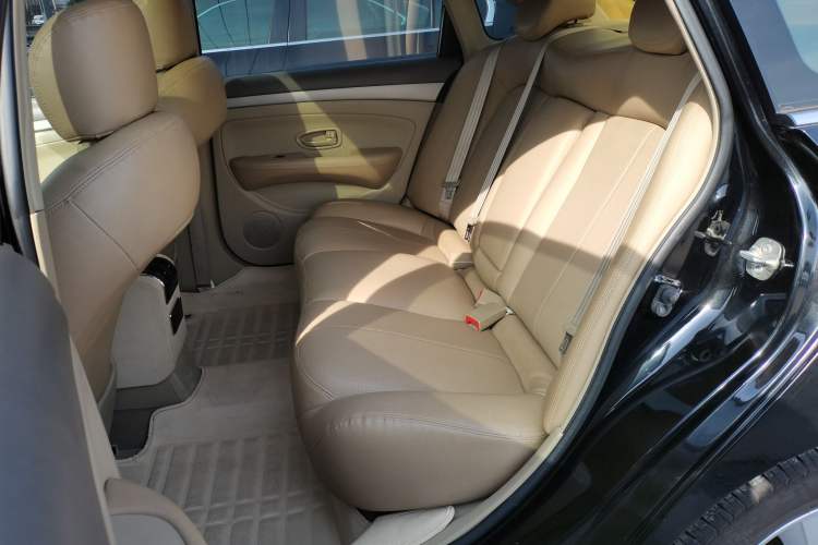 Used Nissan Sylphy 2016 Classic 1.6XE Manual Leading Edition
