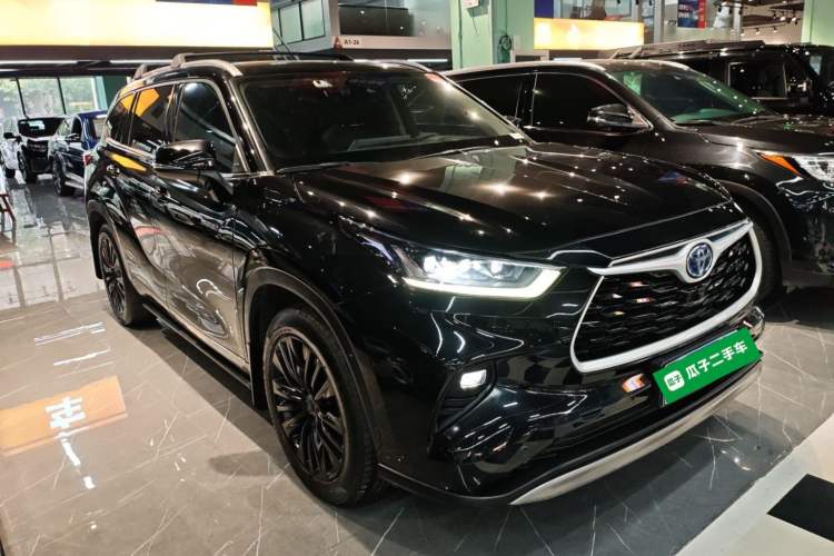 Used Toyota Highlander 2022 Dual-Engine 2.5L Four-Wheel Drive Prestige Version 7 Seats