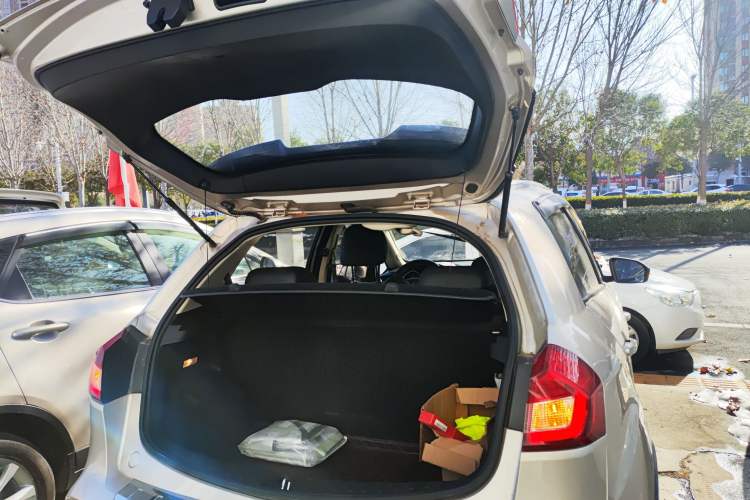 Used Geely Auto Vision X3 2017 1.5L Automatic Prestige Model
