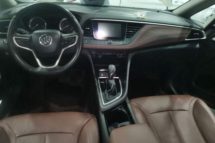 Used Buick GL6 2018 18T 6-Seater Prestige Model
