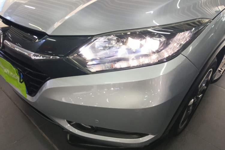 Used Honda Vezel 2017 1.8L CVT Front-Wheel Drive Pioneer Edition