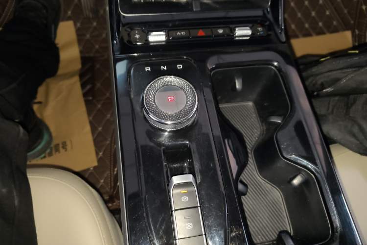 Used Wuling Xingguang 2024 Co-Creation Edition 510 Advanced Model
