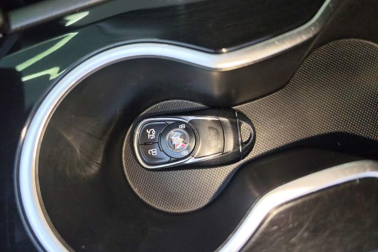 Used Buick Regal 2020 552T Luxury Version
