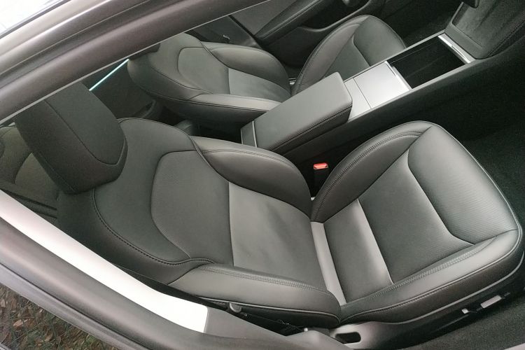 Used Tesla Model 3 2023 Rear-Wheel-Drive Version
