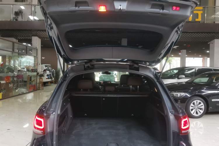 Used Mercedes-Benz GLC 2021 GLC 260 L 4MATIC Luxury Model