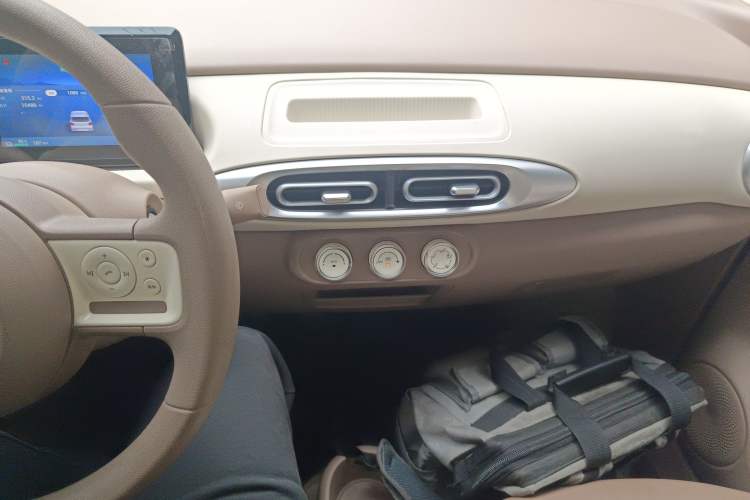 Used Wuling Hongguang MINIEV 2025 Four-Door Version Advanced Edition
