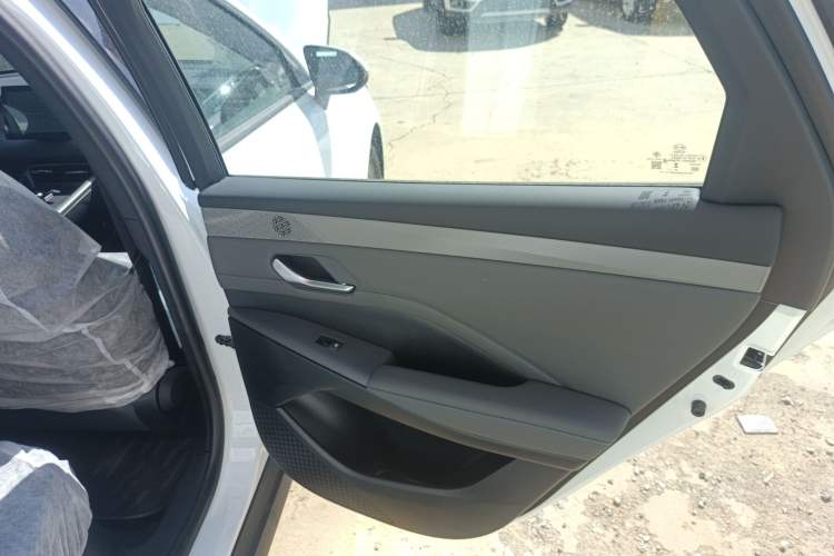 Used BYD Qin PLUS 2025 DM-i Smart Drive 55KM Leading Model
