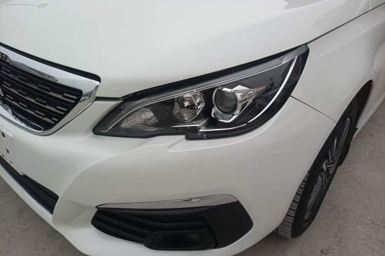 Used Peugeot 308 2016 1.6L Automatic Luxury Edition
