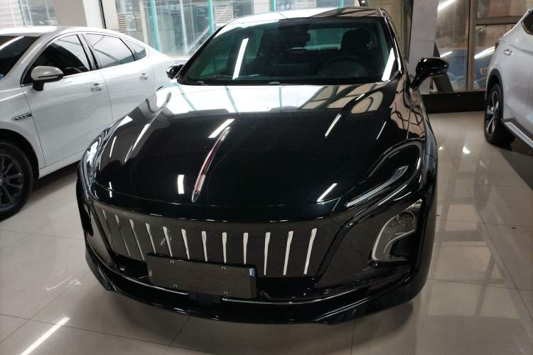 Used Hongqi E-QM5 2023 620km PLUS
