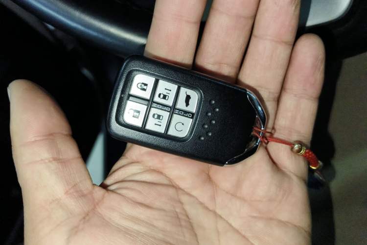 Used Honda Elysion 2022 2.0L eHEV Luxury Edition
