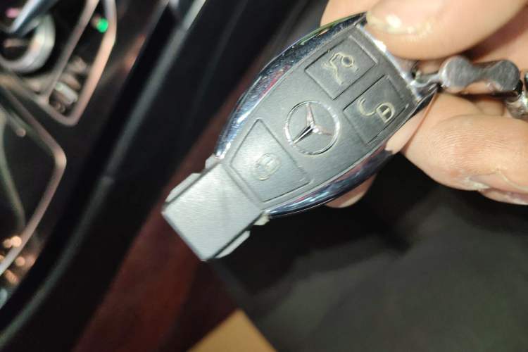 Used Mercedes-Benz C-Class 2017 Restyled C 200 Sport Edition
