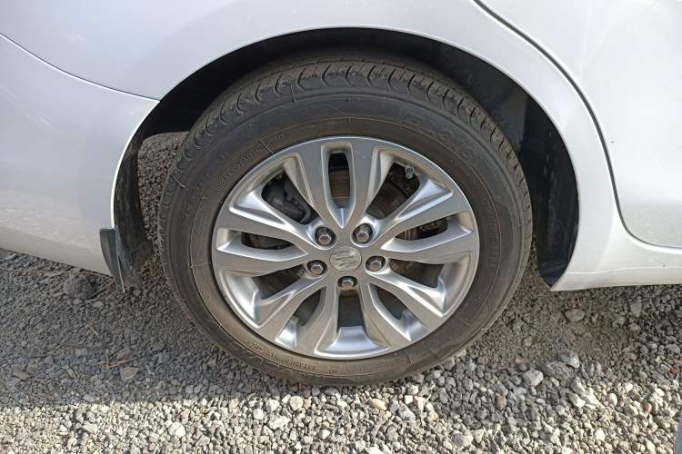 Used Buick GT 2018 15T Manual Elite Version China V Standard
