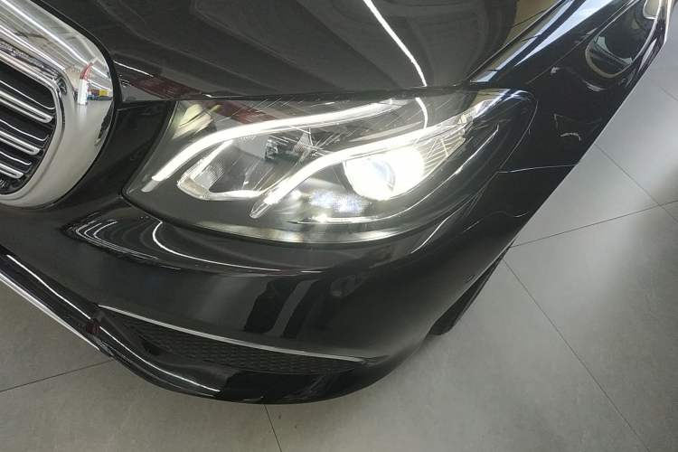 Used Mercedes-Benz E-Class 2019 Facelifted E 300 L Stylish Version
